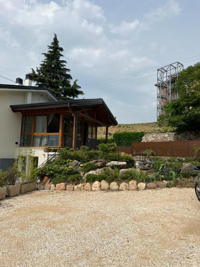 Garda 33 Caprino Veronese Apartment Ngoại thất bức ảnh